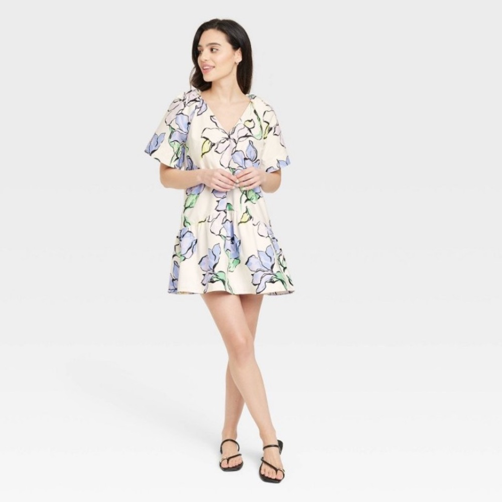 NWT Floral Flowy dress - Picture 4 of 6